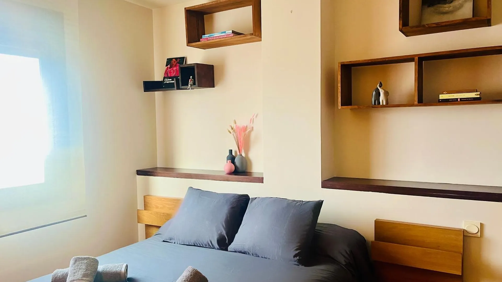 Apartamento Ideal Con Vistas Y Parking contacts
